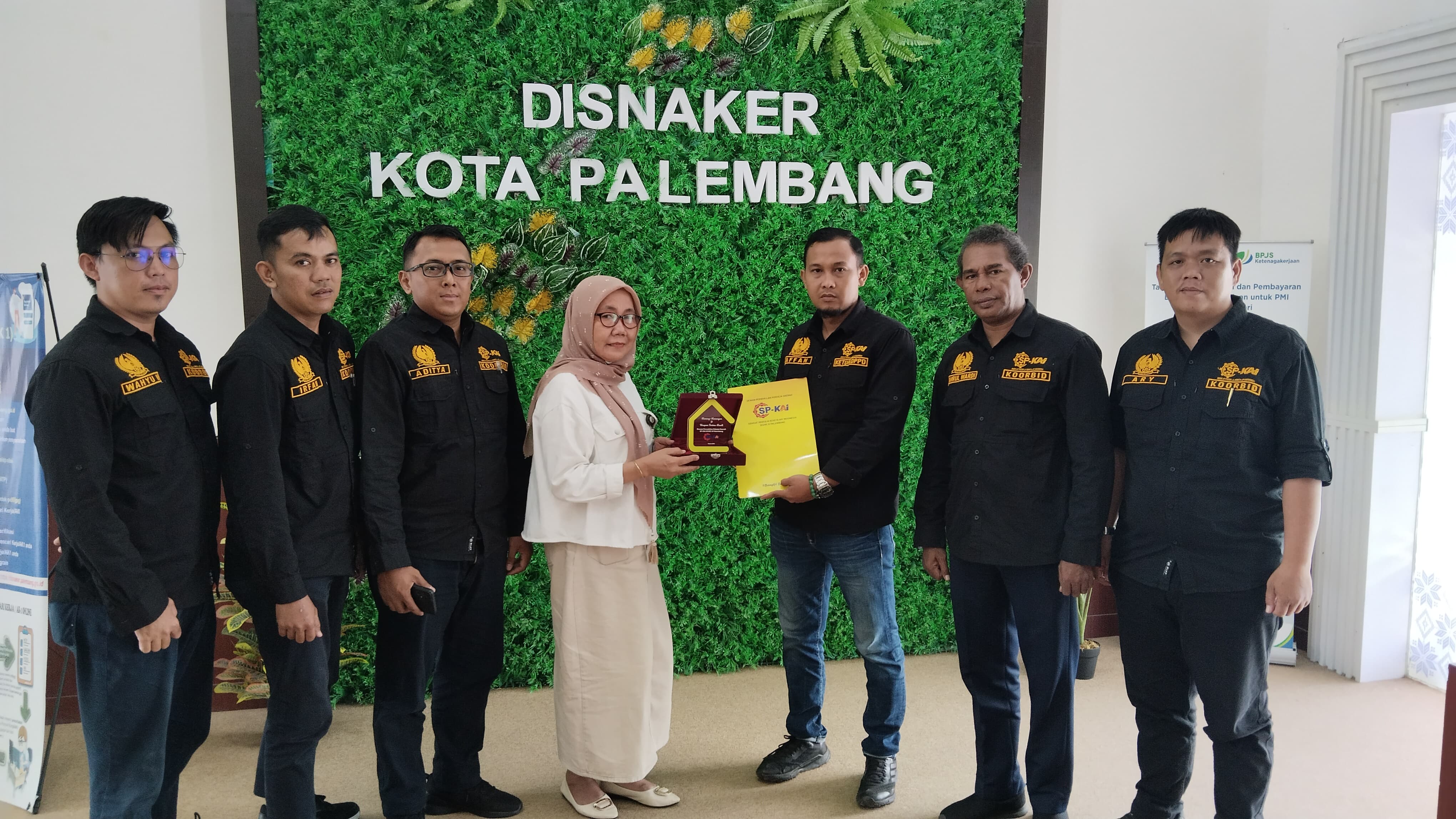 DPPD SP-KAI Divre III Palembang silaturahmi ke Disnaker 